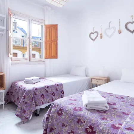 Cl Ubicacion Excelente Y Terraza Comun Junto A La Alfalfa Apartment *