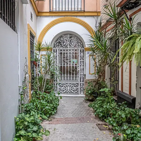 Cl Ubicacion Excelente Y Terraza Comun Junto A La Alfalfa