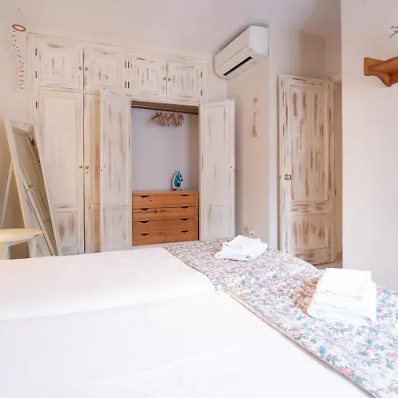 Apartment Cl Ubicacion Excelente Y Terraza Comun Junto A La Alfalfa Seville